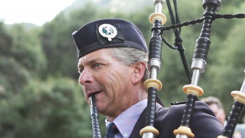 Scottish Wedding Bag Piper