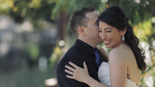 Wedding couple see eachother for the first time