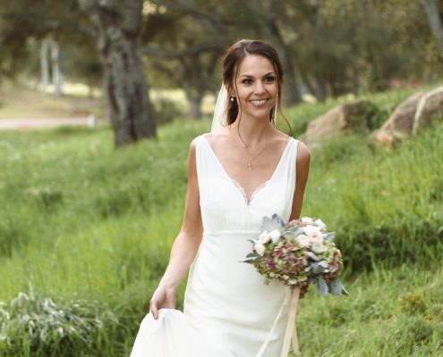 Bride at Bride and groom Mt Woodson Castle oak trees