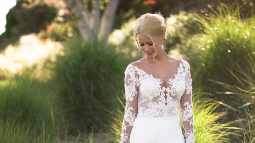 Crossings at Carlsbad wedding bride posing for photos