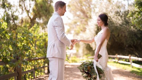 Bride and groom  at Lake Oak Meadows in Temecula.